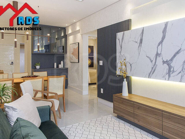 #RS-1 - Apartamento para Venda em Santos - SP