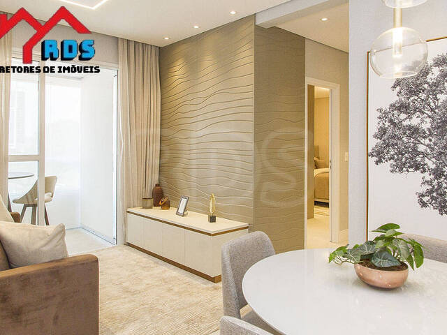 #RS-2 - Apartamento para Venda em Santos - SP