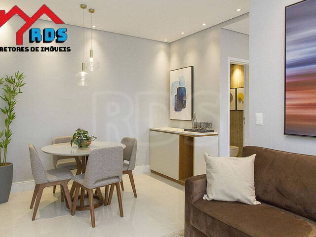 #RS-2 - Apartamento para Venda em Santos - SP