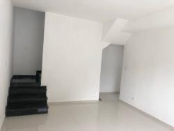 #CA0089 - Casa para Venda em Santos - SP - 2